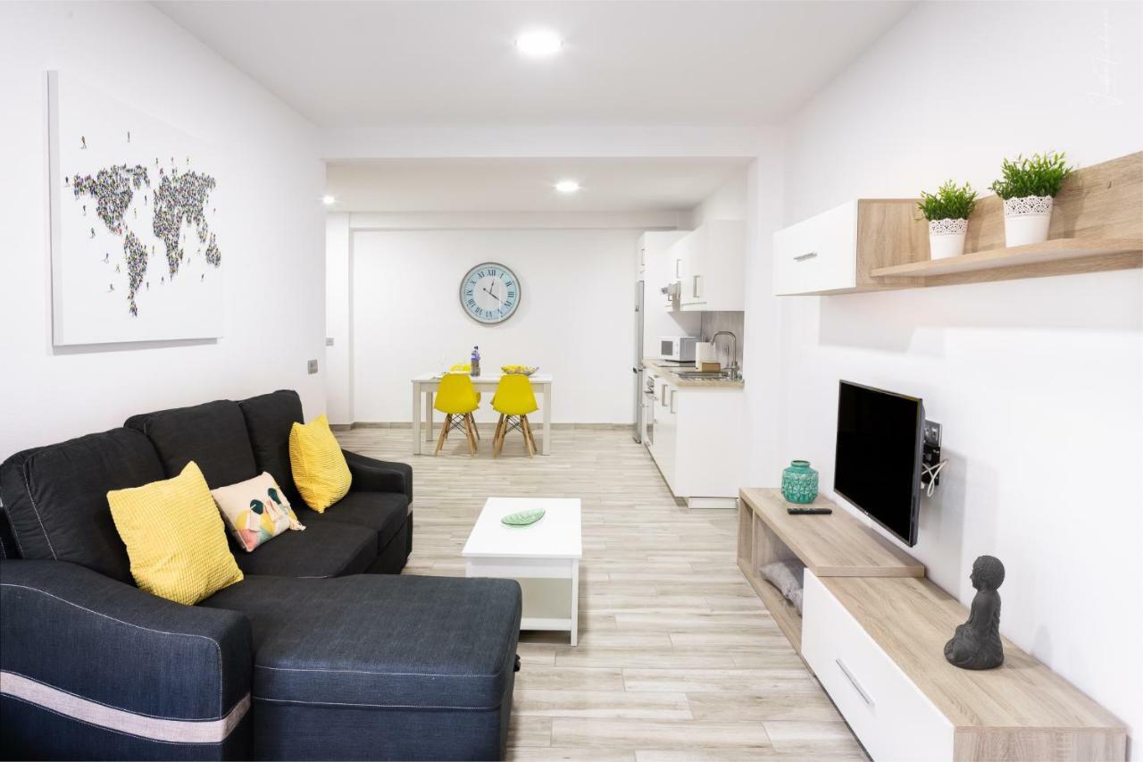 Apartamentos Los Laureles Los Llanos De Aridane Bagian luar foto